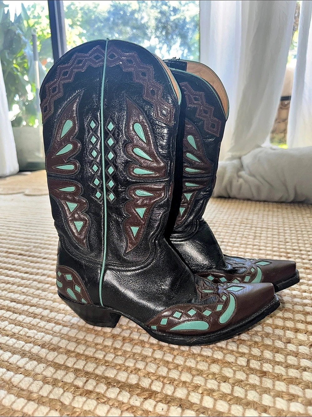 Old Gringo Embroidered Western Heeled Boots Black & Brown & Turquoise